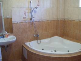 Veronika Vend�gh�z Telkib�nya