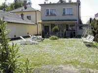 Viktor Nyaral�h�z