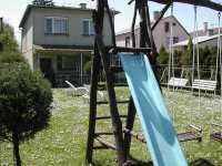 Viktor Nyaral�h�z