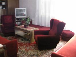 Julianna vend�gh�z