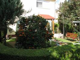 Julianna vend�gh�z