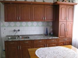 Julianna vend�gh�z