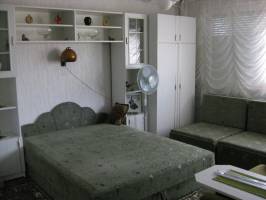 Julianna vend�gh�z