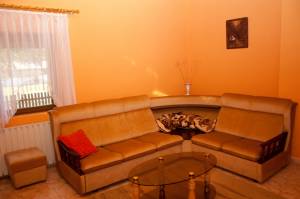 Holdf�ny �d�l�tanya