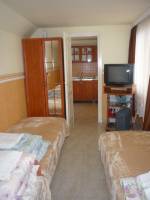 Andrea Vend�gh�z