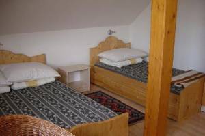 Tr�fe�s Vend�gh�z Telkib�nya