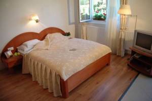 Villa Apartmanok - Egerszal�k