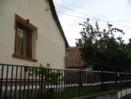 B�tasz�k-sz�ll�s-t�ristah�z