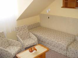 BMKT Ell�t� �s Szolg�ltat� Szervezet �d�l�je