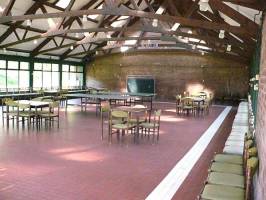 Doboz-Szanazugi Ifj�s�gi �d�l�k�zpont