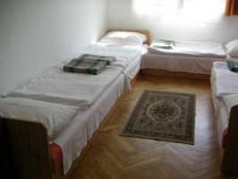 Doboz-Szanazugi Ifj�s�gi �d�l�k�zpont