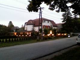 Erzs�bet Vend�gl� �s Vend�gh�z