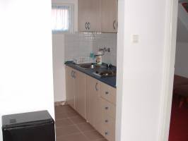 N�meth Vend�gh�z