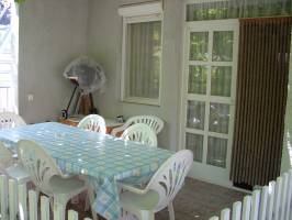 N�meth Vend�gh�z