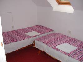 N�meth Vend�gh�z