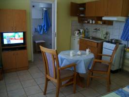 Mag�nsz�ll�shely 4 szem�lynek  Hajd�szoboszl�