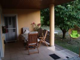 Mag�nsz�ll�shely 4 szem�lynek  Hajd�szoboszl�