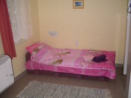 Cserke Gy�ngye apartman