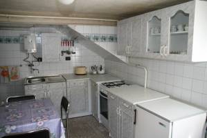 Feny� Vend�gh�z