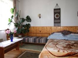 Horv�th Kulcsosh�z