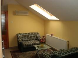 Katica Vend�gh�z