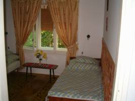 FO-225:Strandk�zeli 4 f�s �n�ll� nyaral�h�z Fony�don