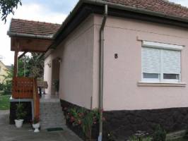 Ig�nyesen berendezett 4-5-6 f�s nyaral� a Balatonn�l Fony�don( FO-212)