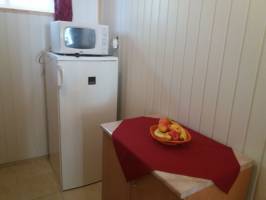 FO-120: Kedvez� �r�, strandk�zeli 5-6-7 f�s �n�ll� nyaral�h�z Fony�don a Balatonn�l