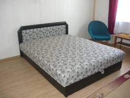 FO-120: Kedvez� �r�, strandk�zeli 5-6-7 f�s �n�ll� nyaral�h�z Fony�don a Balatonn�l