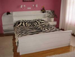 FO-140: �sz�medenc�s, �j�p�t�s�, 6 f�s apartman Fony�don  a Balatonn�l