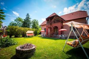 BO-02: Strandk�zeli 4-5 f�s nyaral�h�z Balatonbogl�ron WIFI-vel