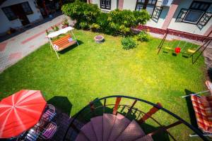 BO-03: Strandk�zeli 4 f�s apartman Balatonbogl�ron 100 m-re a szabadstrandt�l