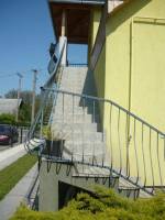 BO-42: �j�p�t�s�, sz�pen berendezett 6 f�s nyaral�h�zak Balatonbogl�ron