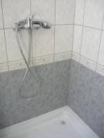 BO-42: �j�p�t�s�, sz�pen berendezett 6 f�s nyaral�h�zak Balatonbogl�ron