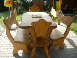 BO-44: Sz�pen berendezett 10-11 f�s nyaral�h�z Balatonbogl�ron