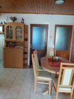 BO-77: Sz�pen berendezett apartman 4-5-6 f�re Balatonbogl�ron