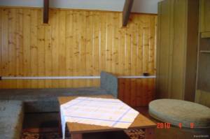 BE-41: Fah�z 4 f� r�sz�re Balatonber�nyben 150 m�terre a strandt�l