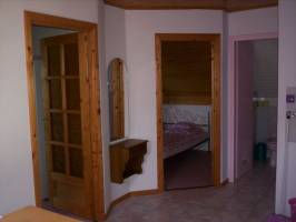 MA-01:T�gas 8 f�s �n�ll� nyaral�h�z Balatonm�riaf�rd�n