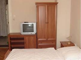BO-85: Strandk�zeli apartman 4-5  f�re Balatonbogl�ron