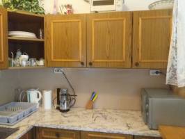 BO-85: Egyszer�en berendezett apartman 4-5 f� r�sz�re Balatonbogl�ron