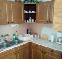 BO-85: Egyszer�en berendezett apartman 4-5 f� r�sz�re Balatonbogl�ron