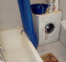 BO-85: Egyszer�en berendezett apartman 4-5 f� r�sz�re Balatonbogl�ron