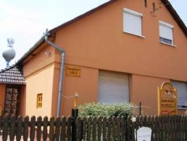 Kontra - Madarasi lak�s