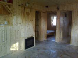 K�r�s-parti vend�gh�zak