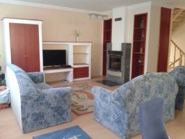 �kos Vend�gh�z