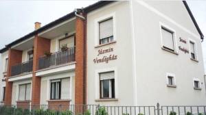 J�zmin Vend�gh�zak �s Apartmanok