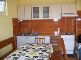 Csik�s Vend�gh�z