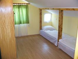 Csik�s Vend�gh�z