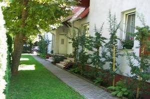 Friesz Apartmanh�z