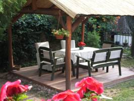 Apartman V�r�sdomib Vend�h�z